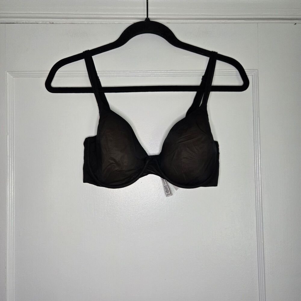 Victoria Secret T Shirt Bra Black 32DD Underwire Adjustable